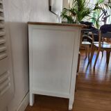 Chest of drawers curved feet