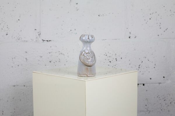 Vase anthropomorphe de Dominique Pouchain, céramique, France, post-2000