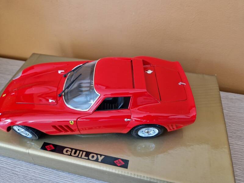 Guiloy G.Gold edition - Ferrari GTO (1964) red - Scale 1/18 - Reference 67525