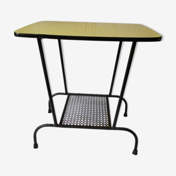 Yellow side vintage formica table and metal