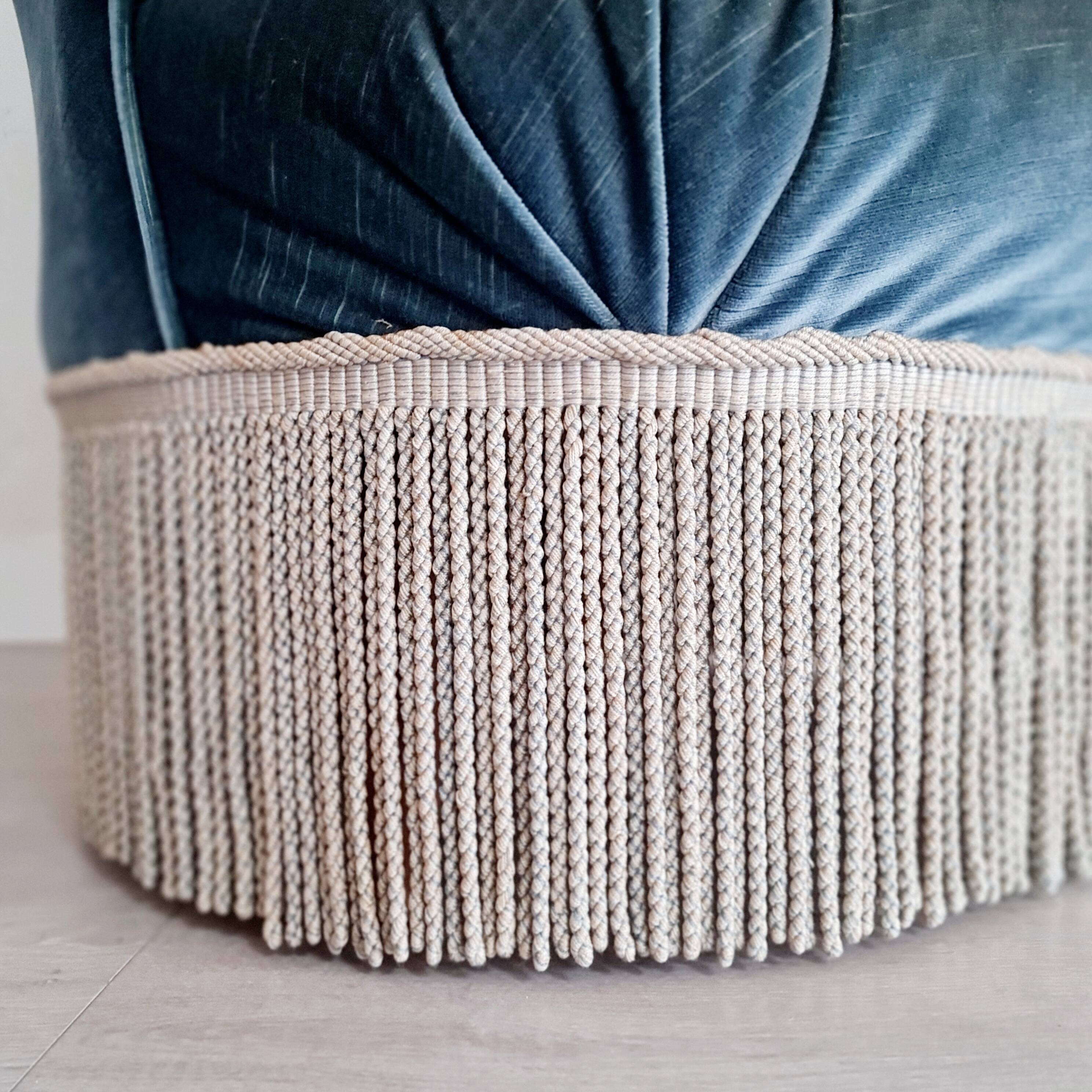 Blue velvet toad armchair with fringes