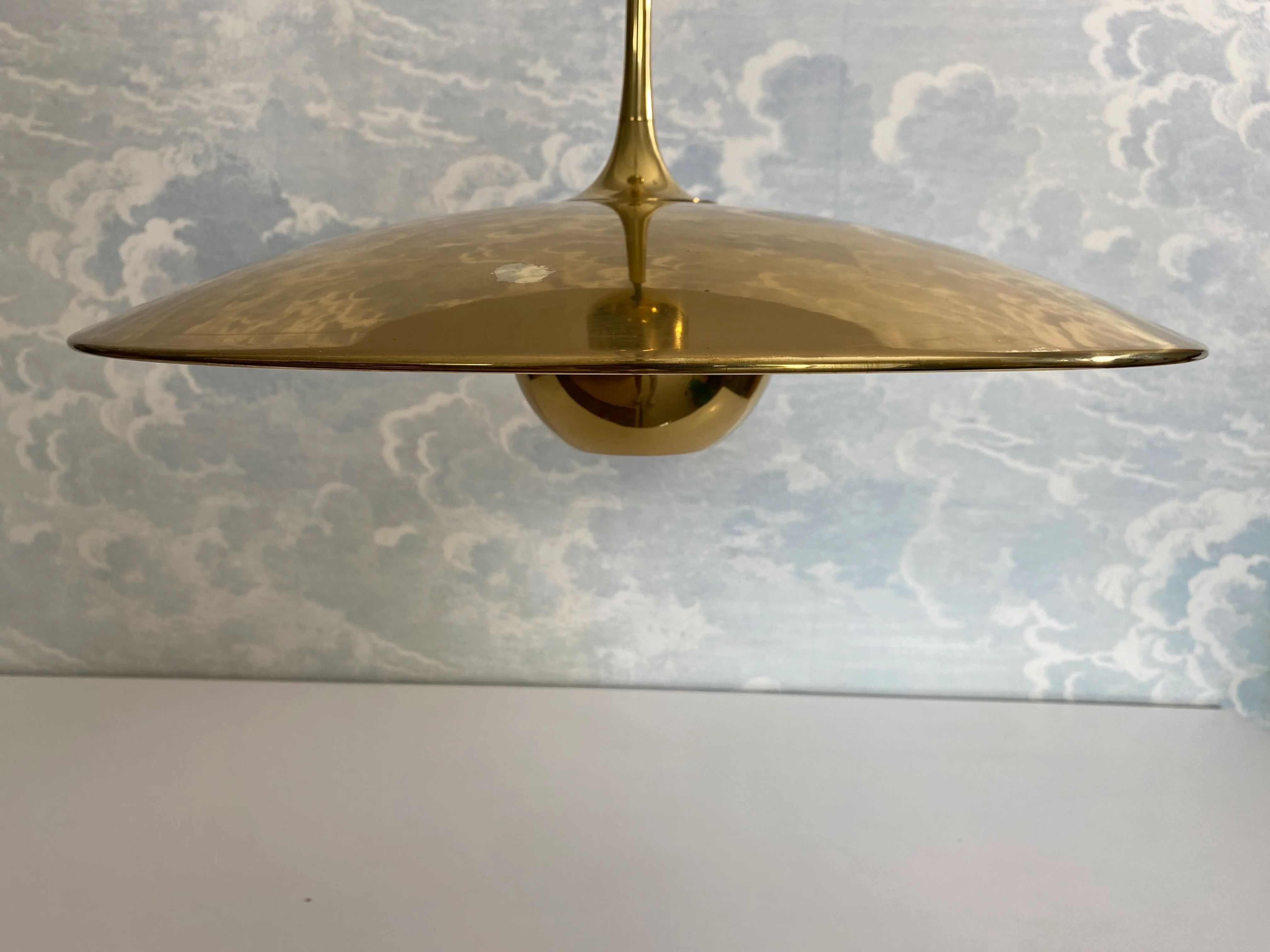 Adjustable brass pendant Onos 55 Center Pull by Florian Schulz, Germany, 1970s