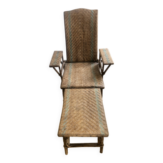 Antique chaise longue