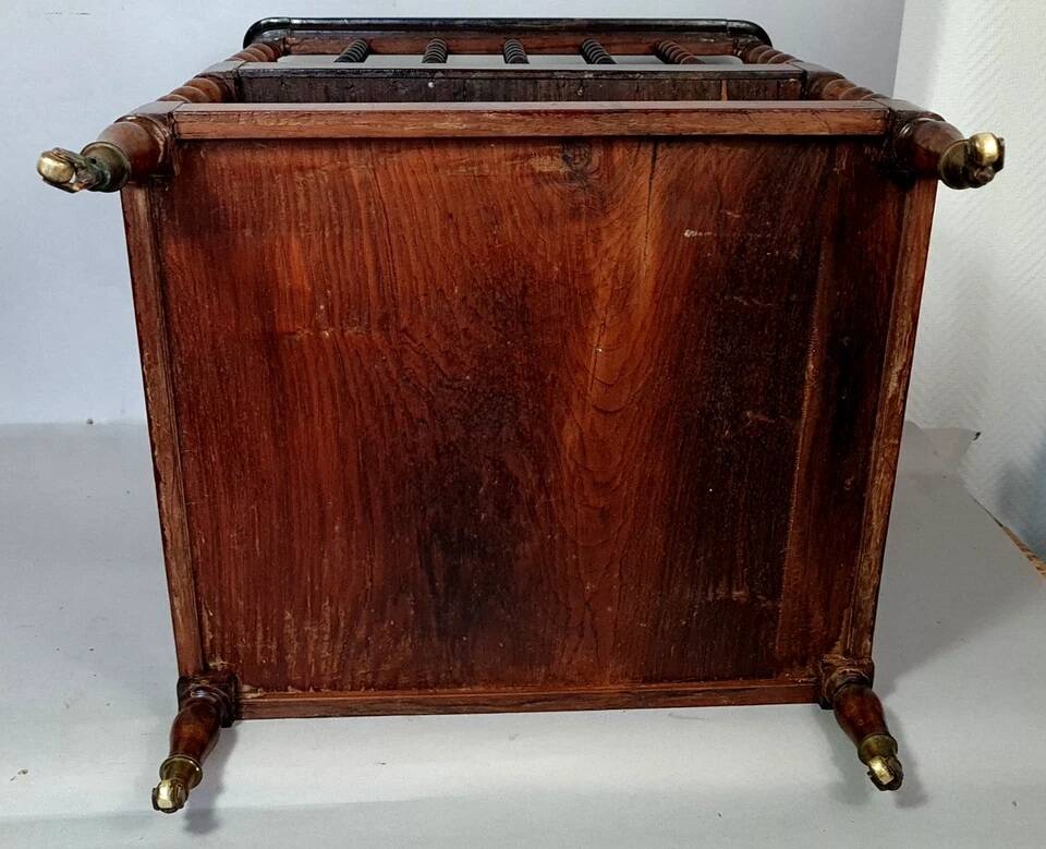 Vintage teak magazine rack with turned columns, 51x42x37 cm SD013