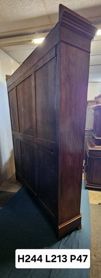 Important library stamped from the Louis Philippe period in mahogany / early