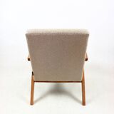 Vintage armchair B-310 VAR beige structural boucle 1970s - 2 pieces available - light wood