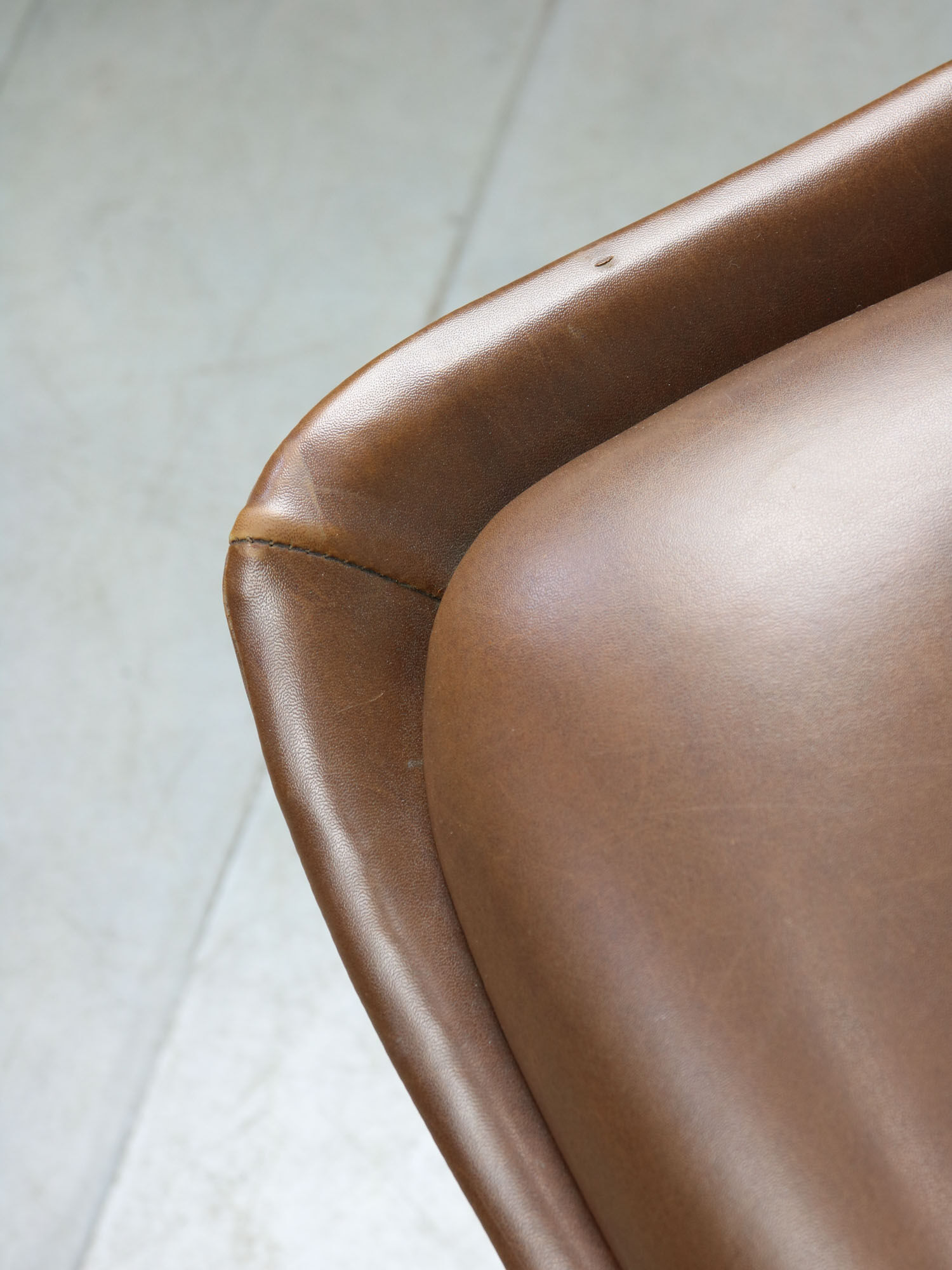 Mid-century Brown Leatherette Swivel Chair from Stol