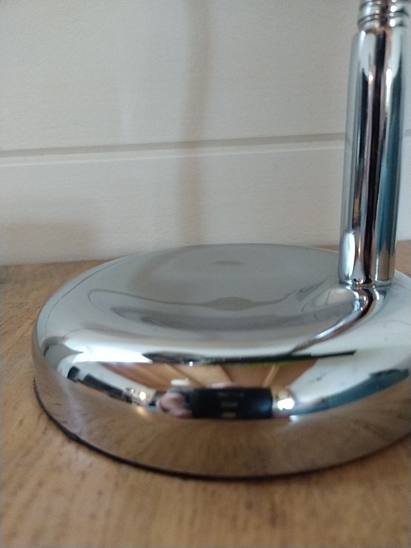 Eye ball space age lamp. Chrome.