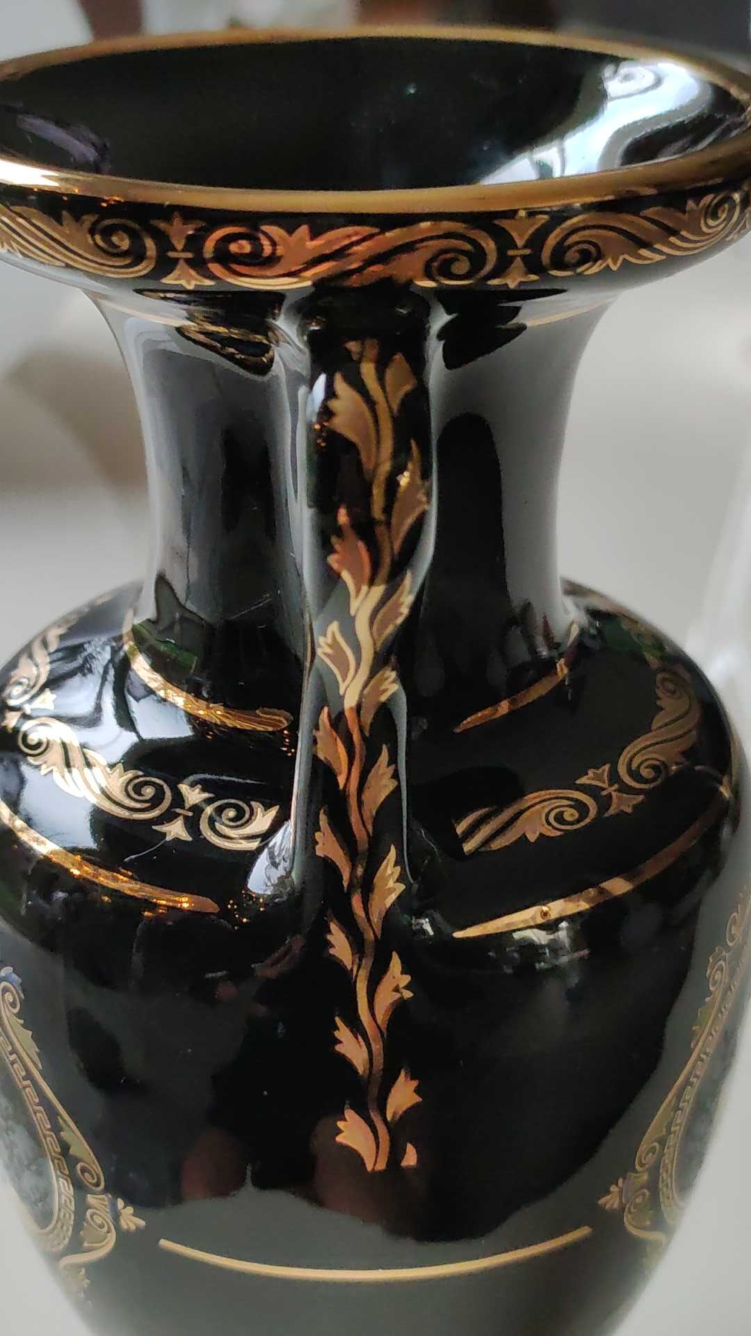 Vase Ancient Greek Amphora stamped. Motifs scenes of life from Greek mythology. Gold inlays