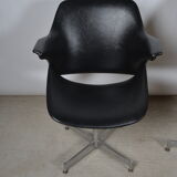 Fauteuils en skaÏ noir 1970