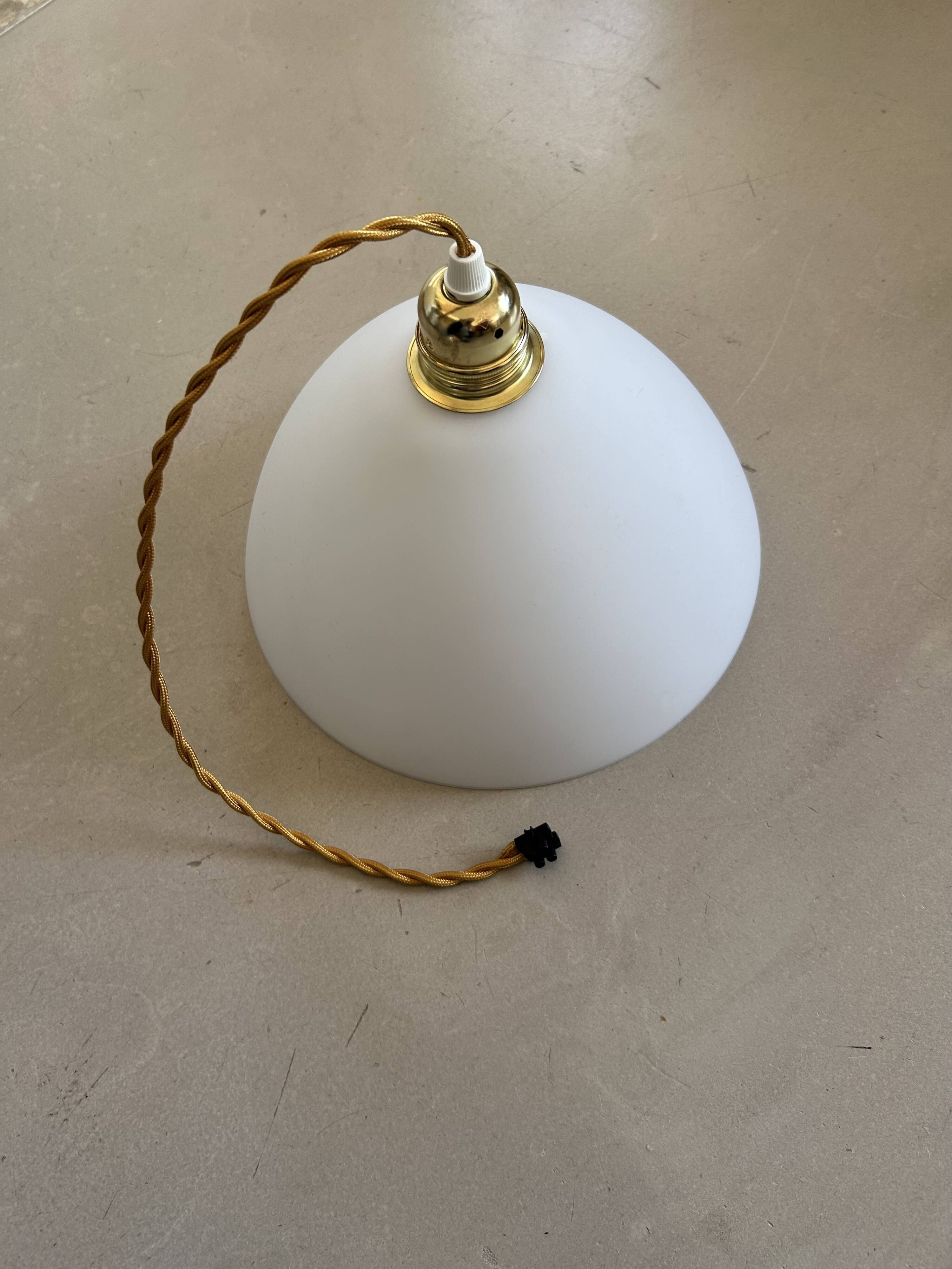 Suspension opaline D26cm