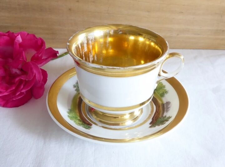 Porcelain tea cup