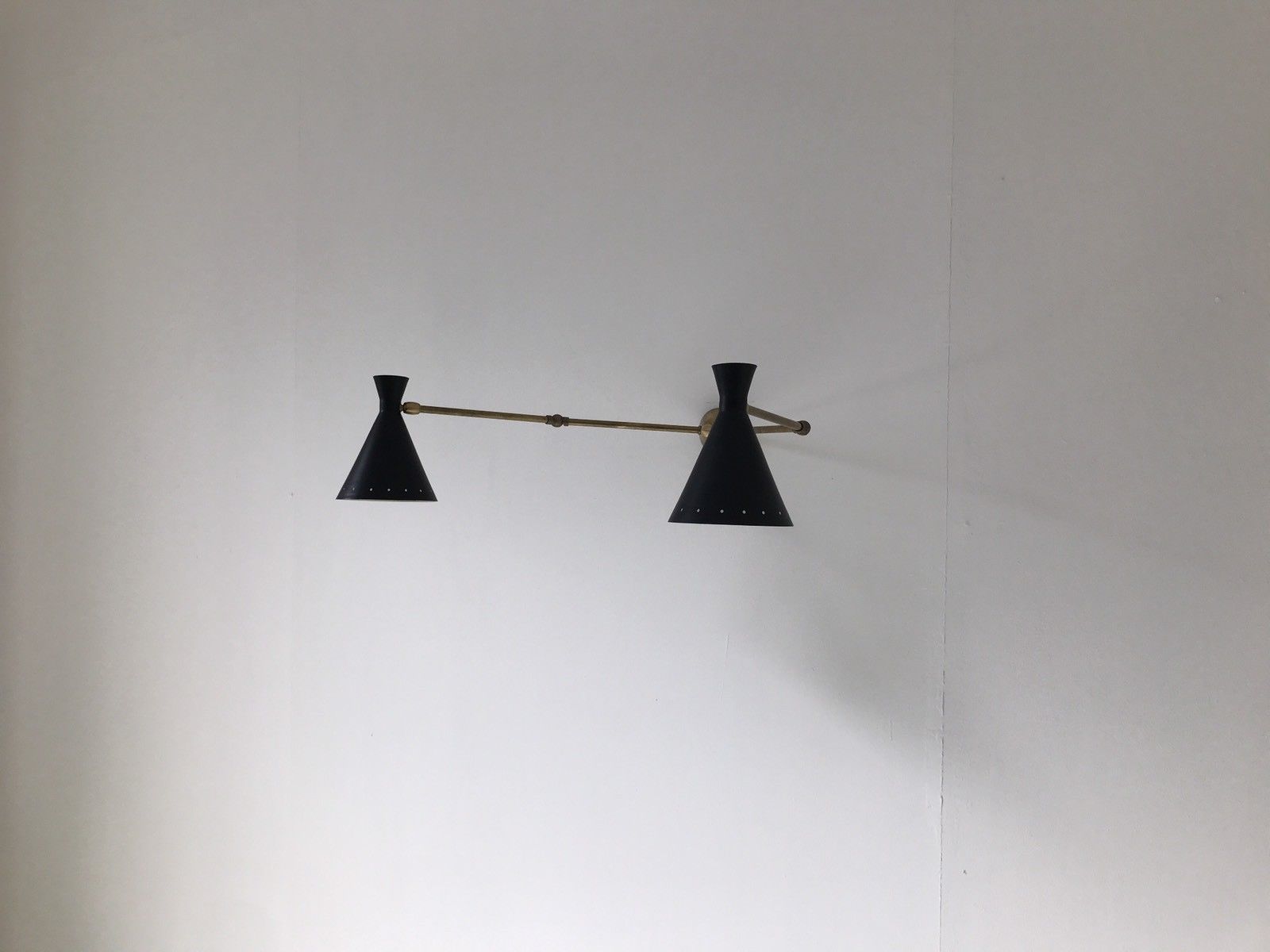 Wall lamp in the style of Italian creations of the 50s