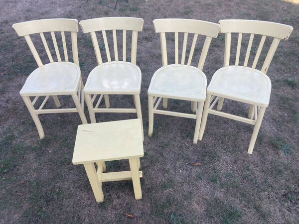 4 chaises bistrot peintes en jaune