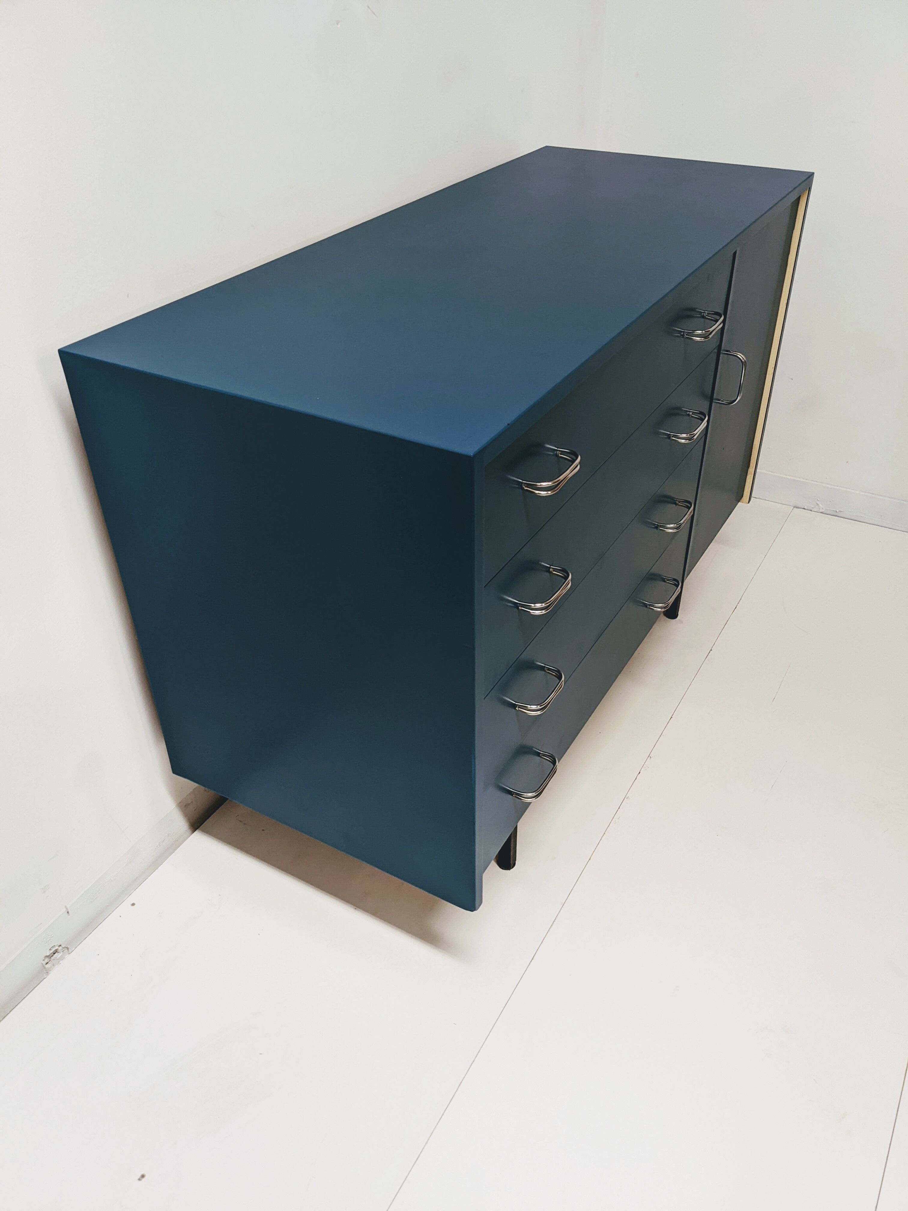 Vintage sideboard in formica / chest of drawers enfilade TV cabinet tv storage