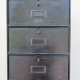 Industrial furniture a Roneo 9 lockers valves