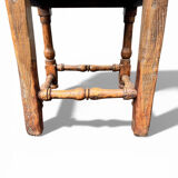 Rare high chair from the 16th/17th century in solid oak.