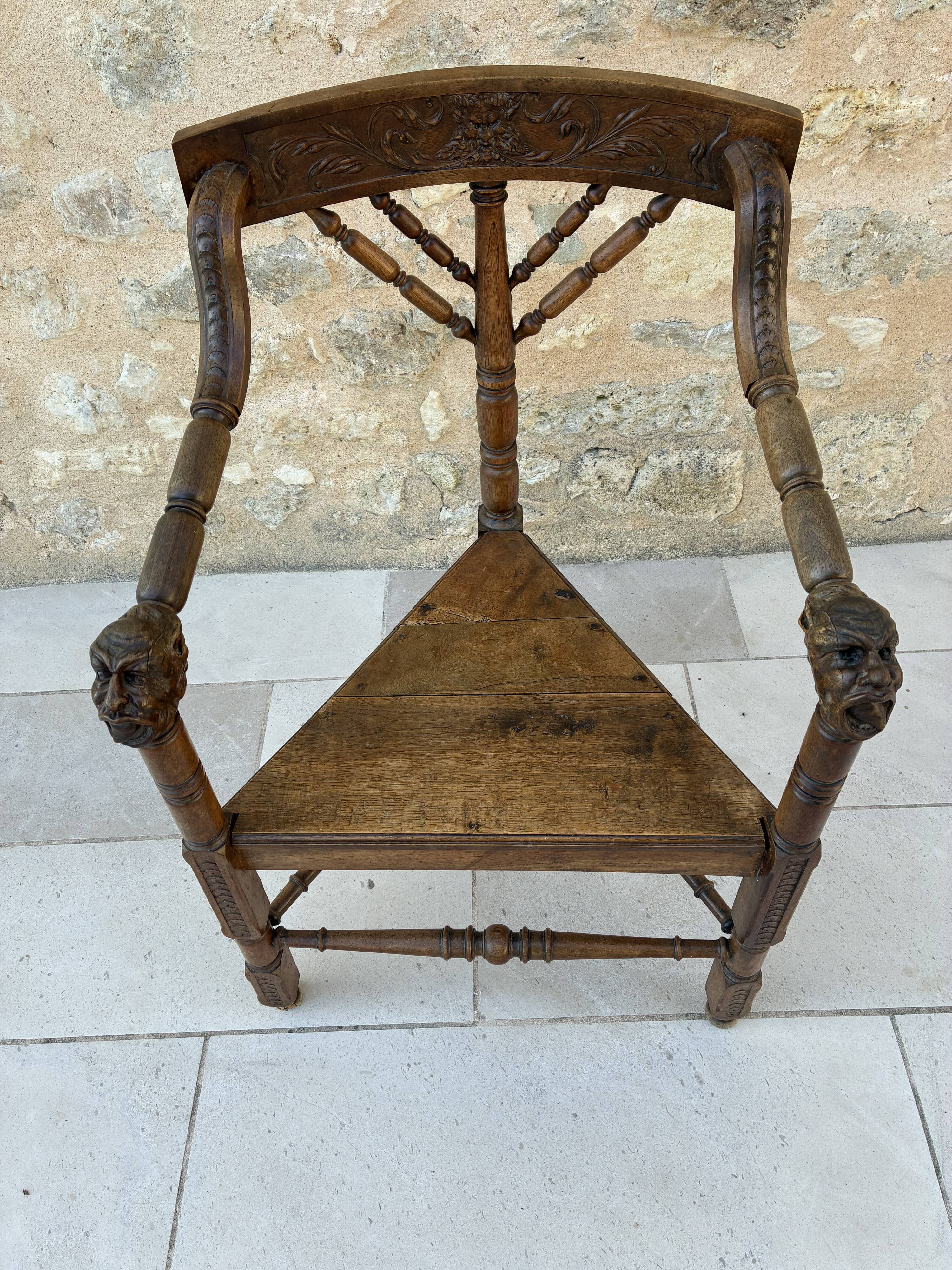 Fauteuil de moine
