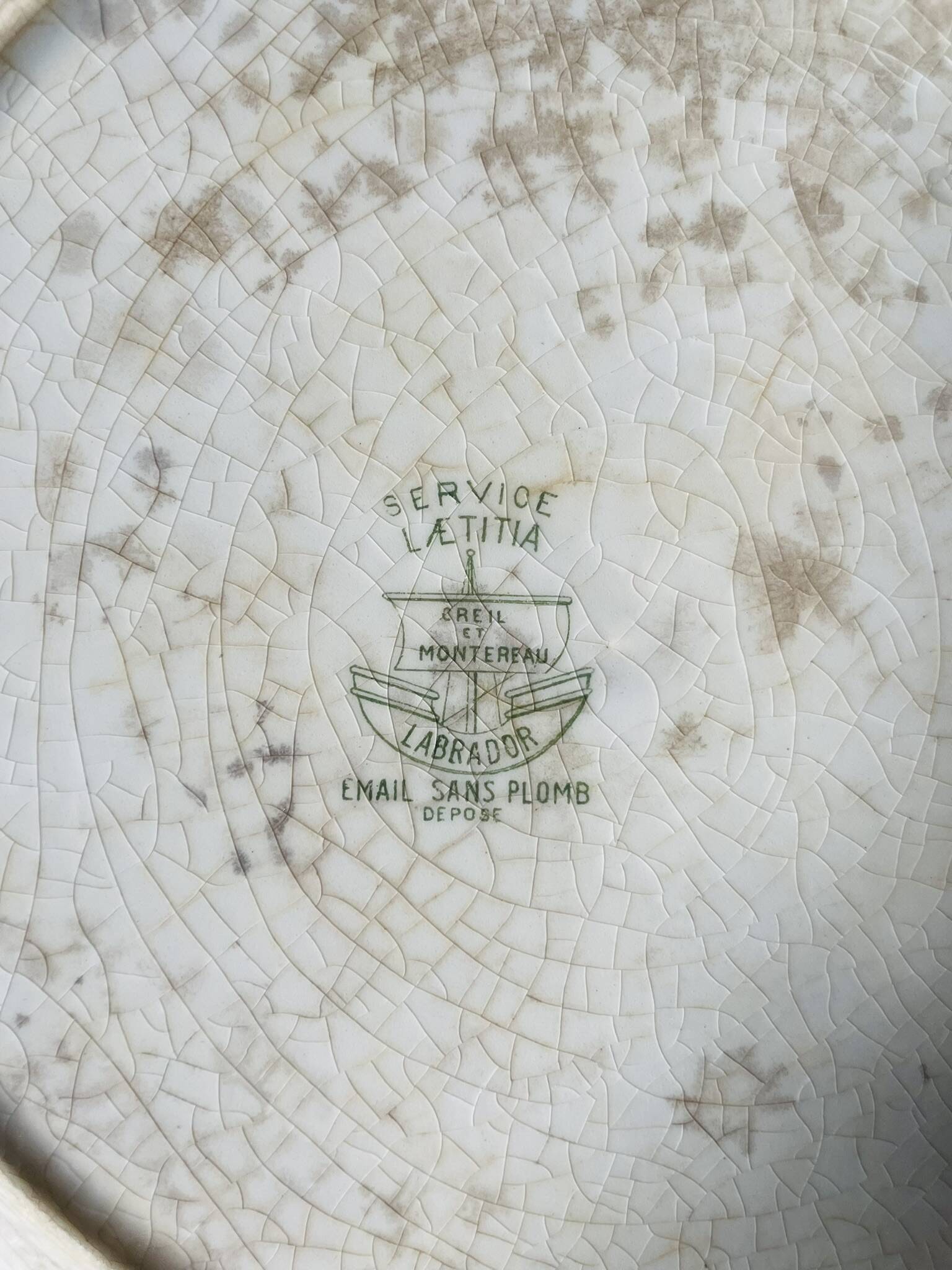 Old Creil and Montereau dish