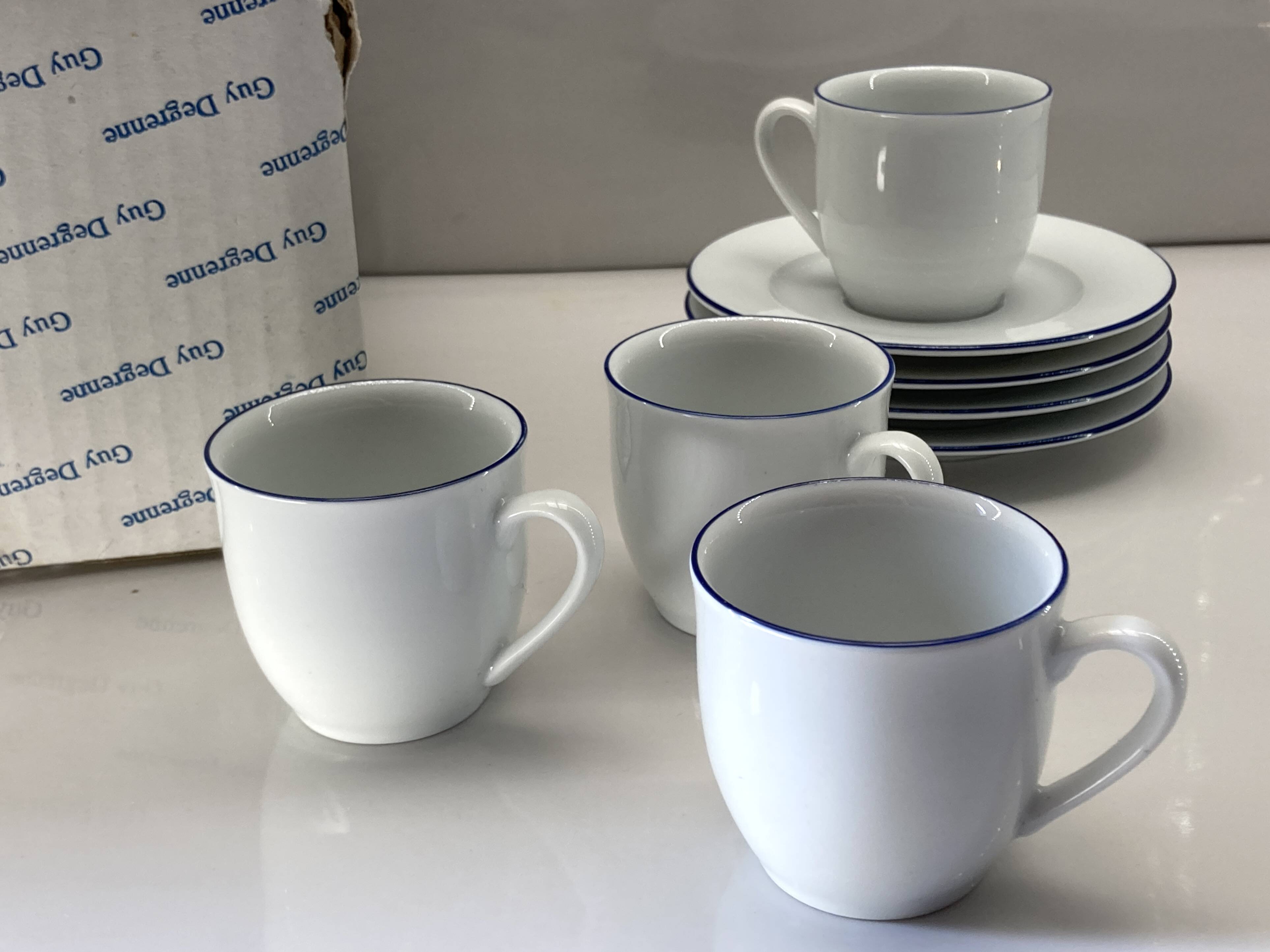 4 Espresso cups and saucers - Guy Degrenne
