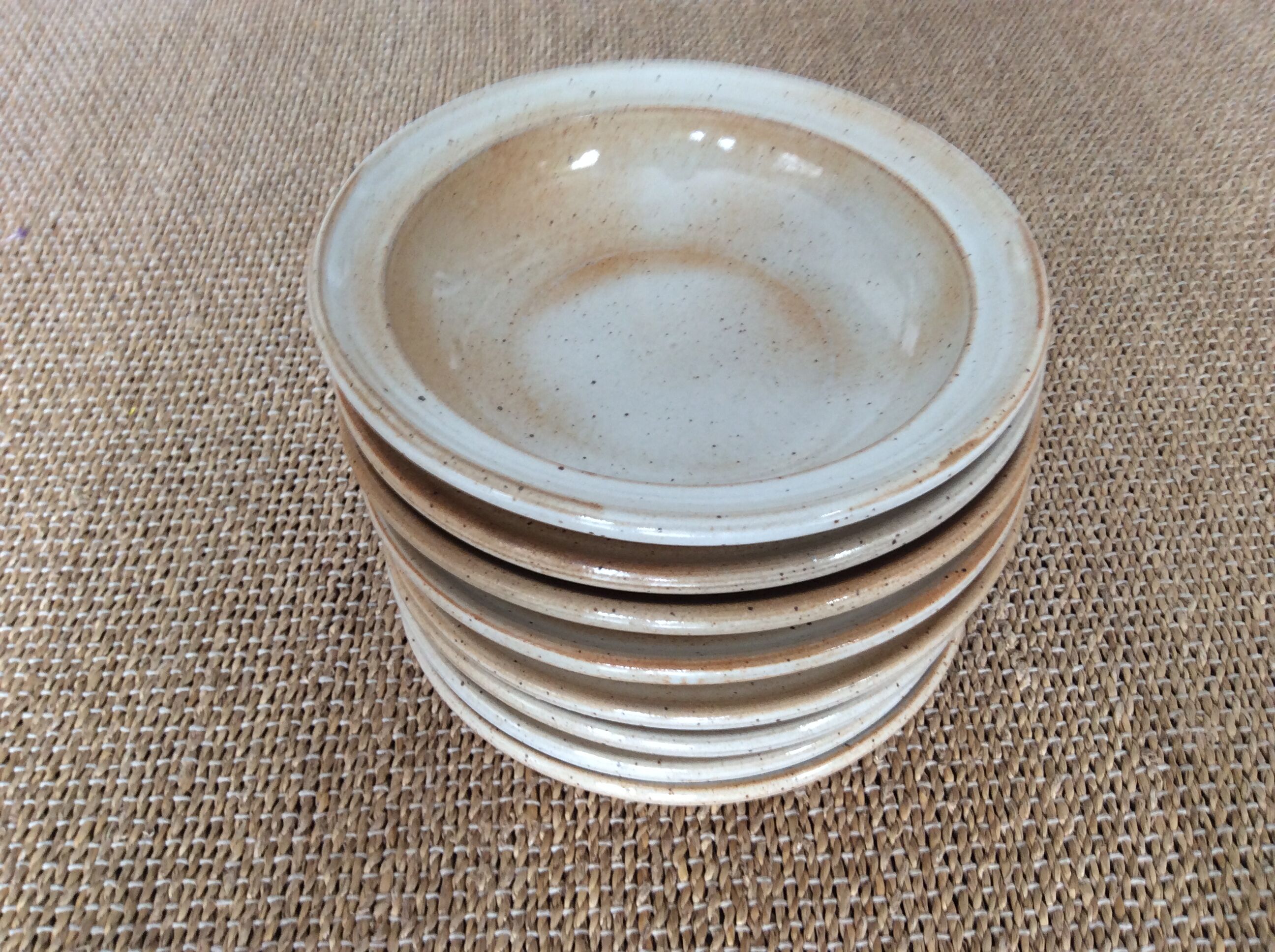 Series of 8 stoneware plates
