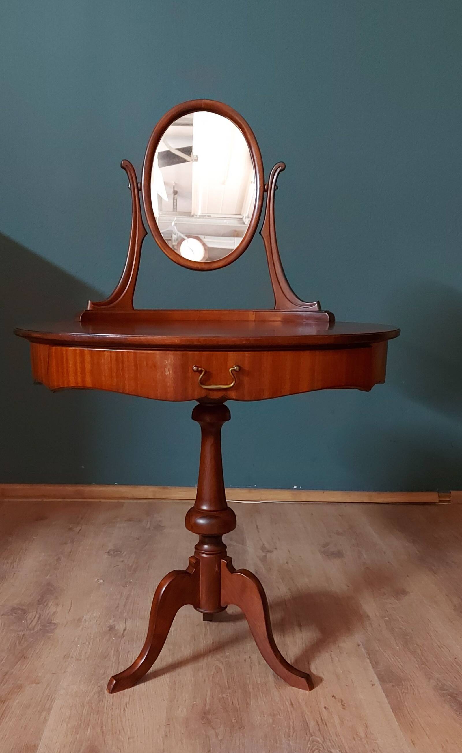 Scandinavian dressing table, Art Deco, mahogany