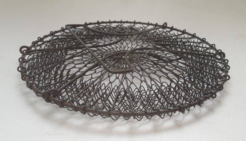 Panier à salade ancien repliable