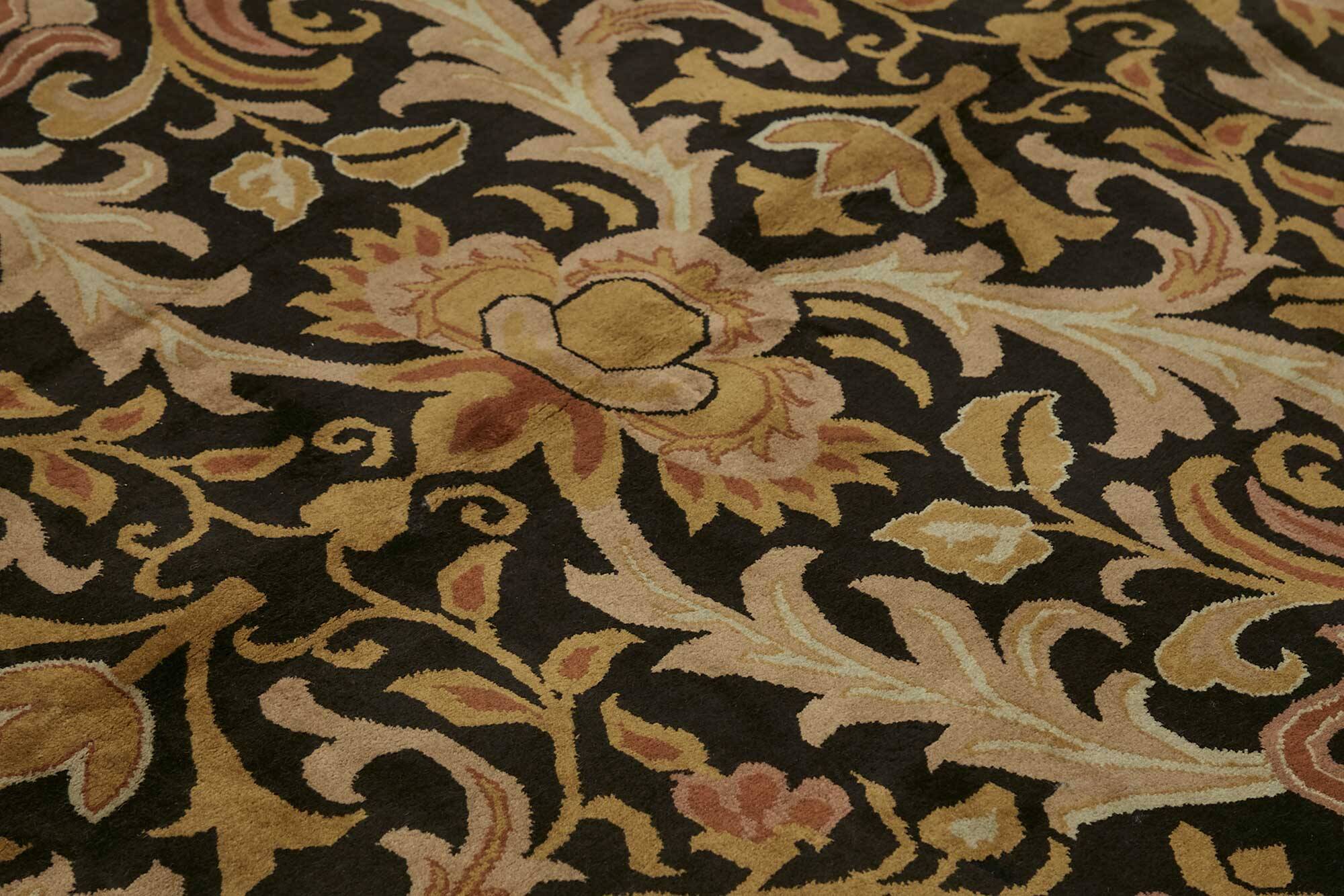 Turkish Handknotted Wool Oushak Rug 268 cm x 360 cm