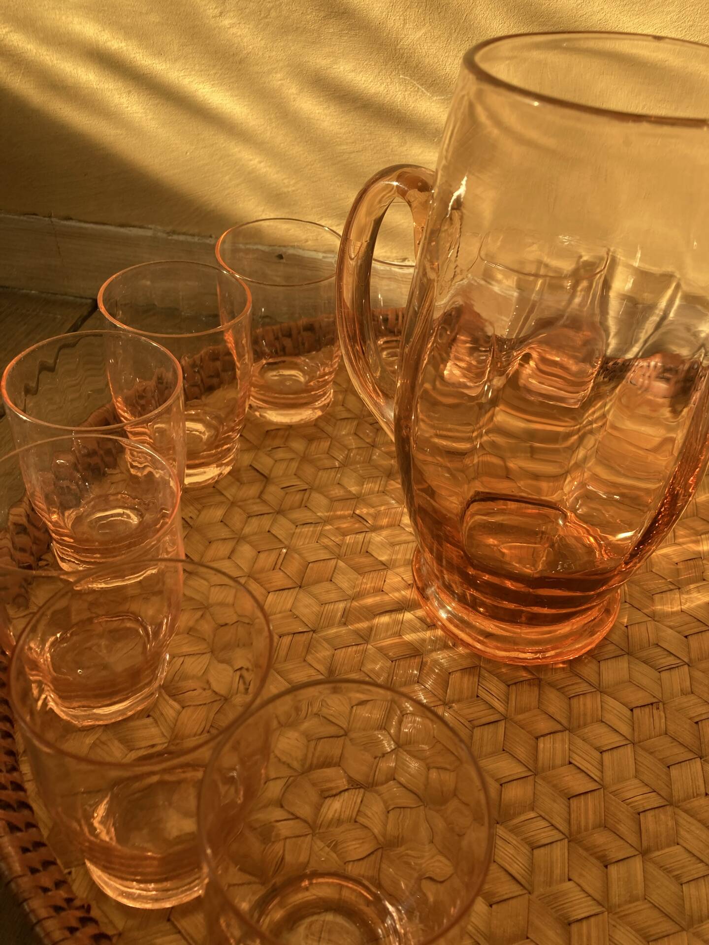 Service of orangeade in antique Rosaline.