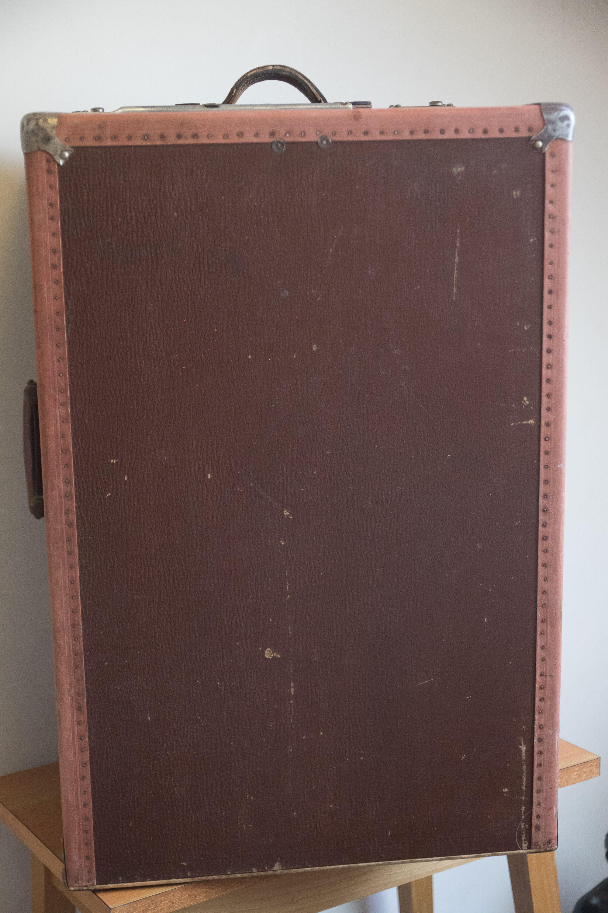 Vintage cabin trunk of the house "the bernard trunk"