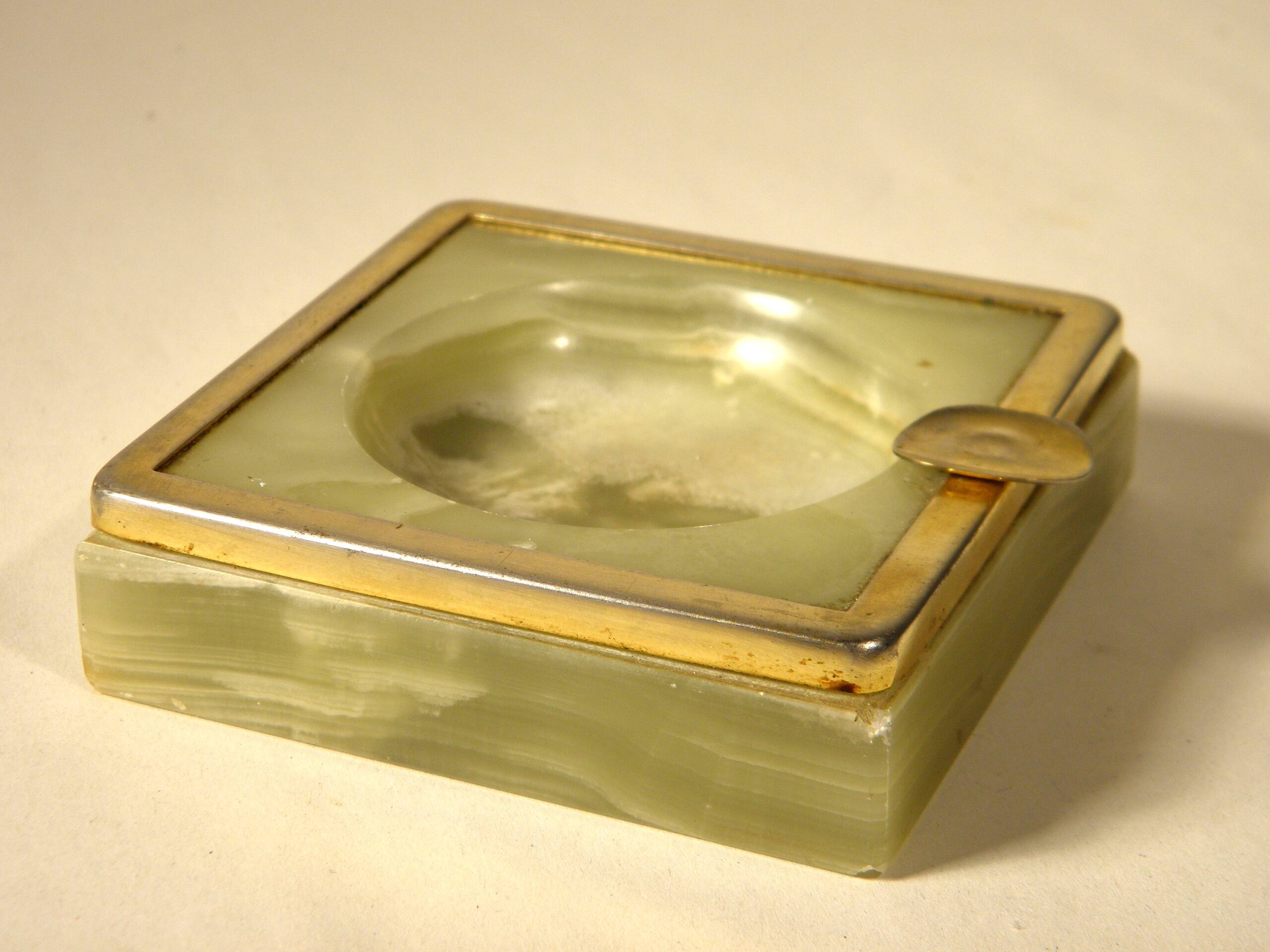 Onyx and gold metal ashtray