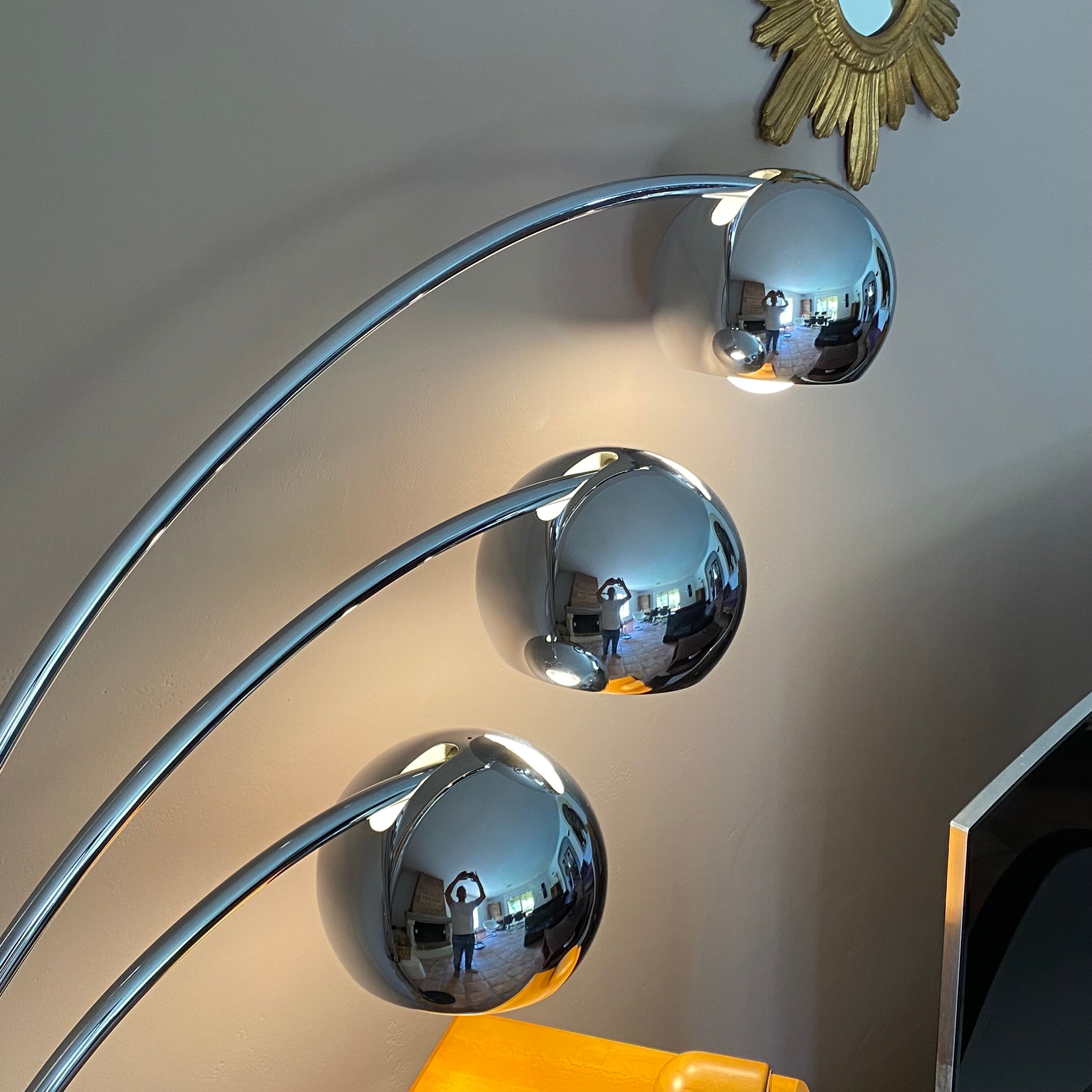 Floor lamp "muguet" 1970 Italy