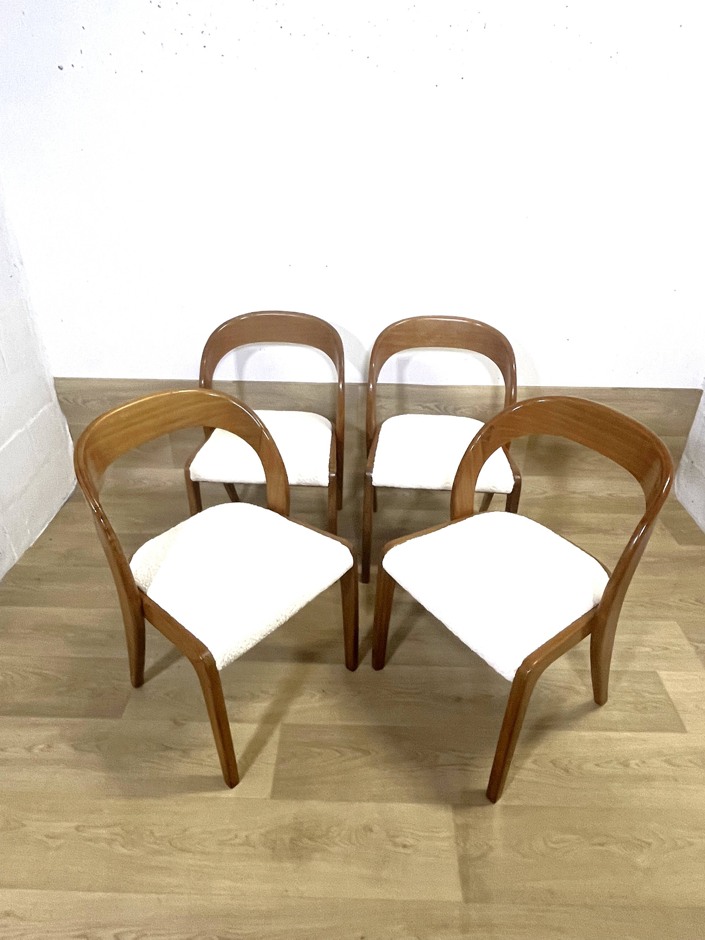 4 Baumann gondola chairs