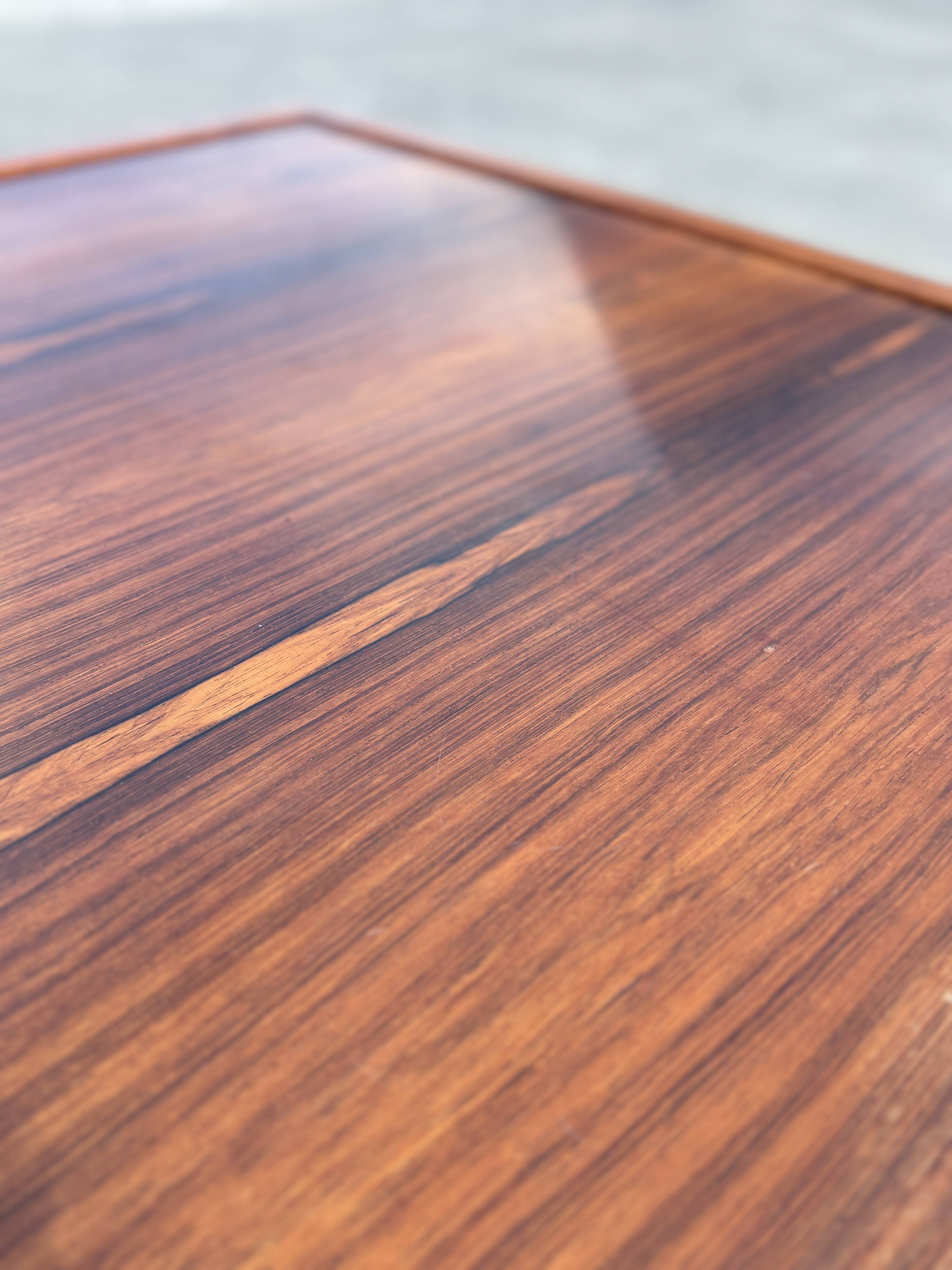 Vintage coffee table rosewood 70's design minimalist