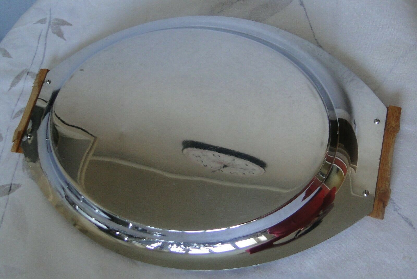 Metal tray for glass dishes for hors d'oeuvres or aperitifs