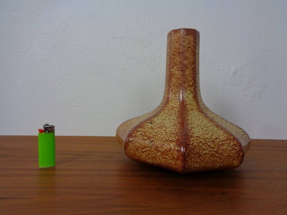 Italian ceramic vase by Roberto Rigon for Bertoncello, 1960s.