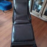 Superb antique chaise longue lounge chair in a colonial style