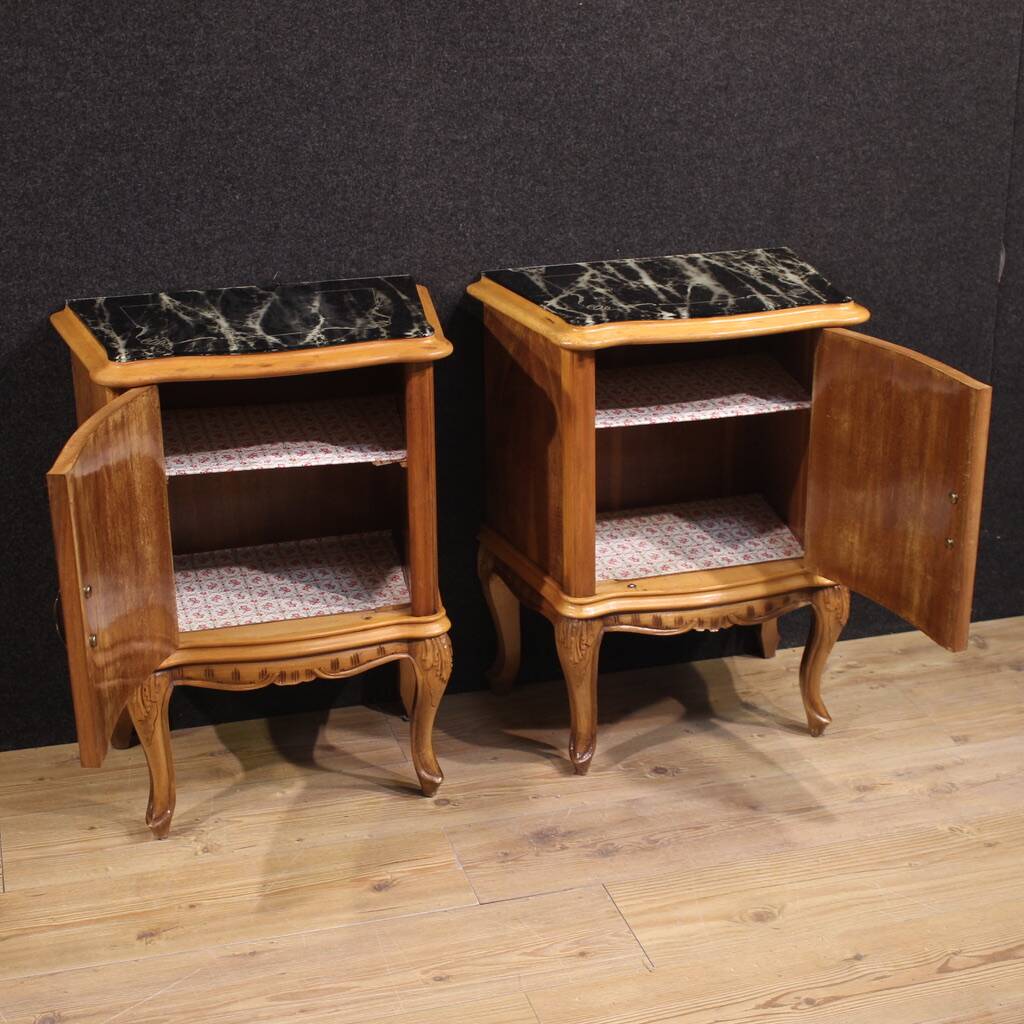 Paire de tables de chevet italiennes du 20e siècle