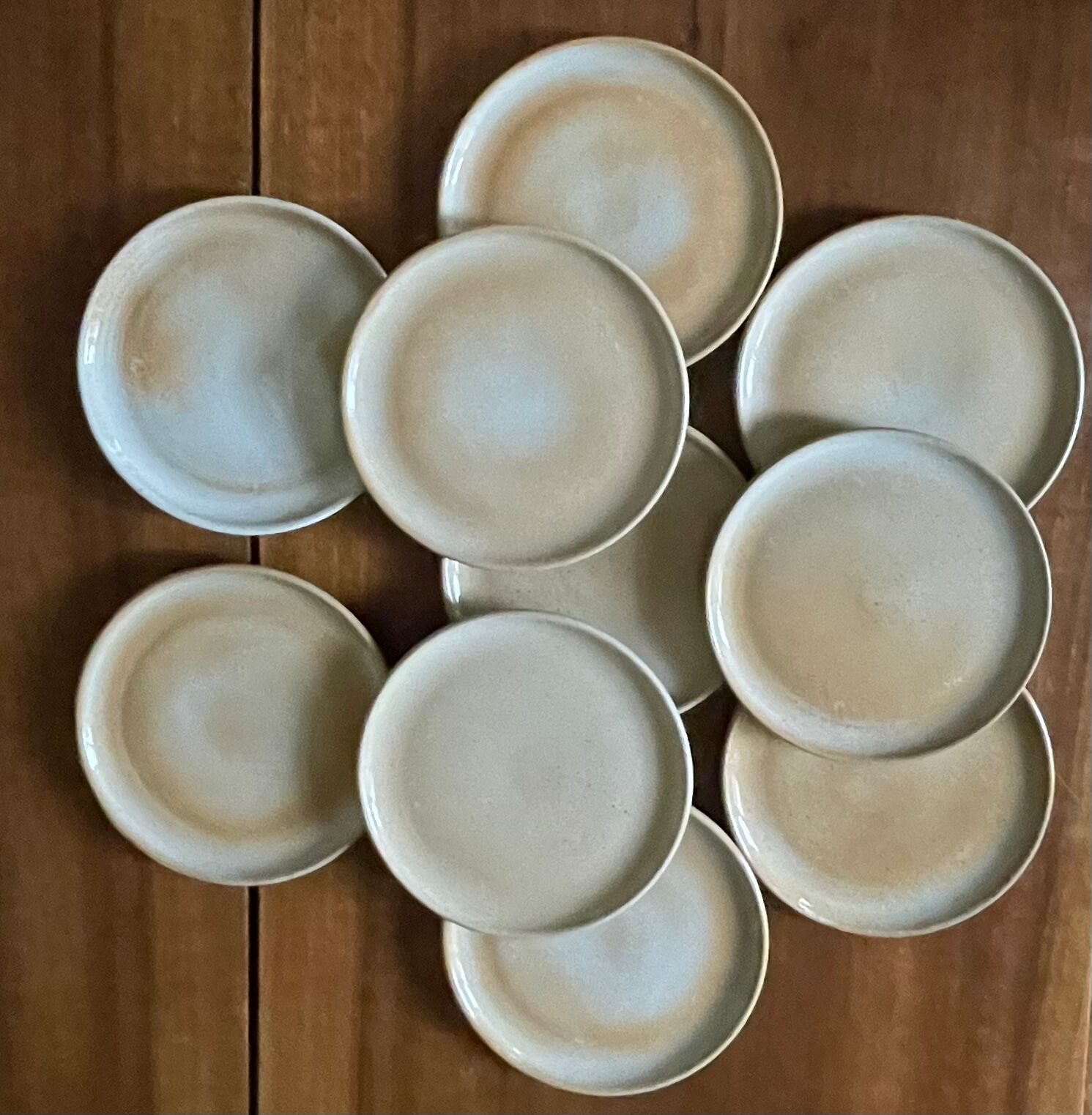 Dessert plates in Marais Sandstone