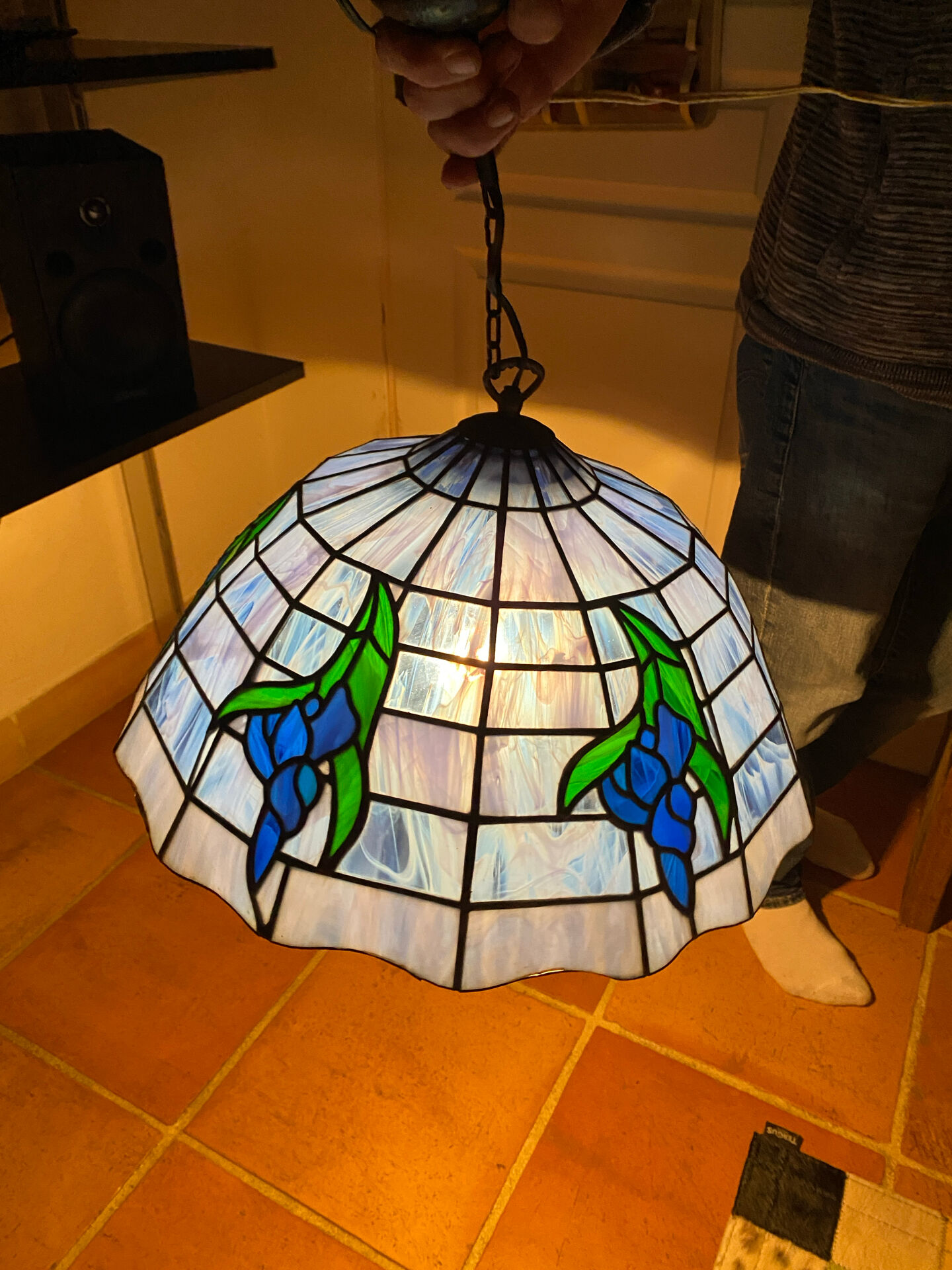 Grande suspension  en verre vitrail style Tiffany