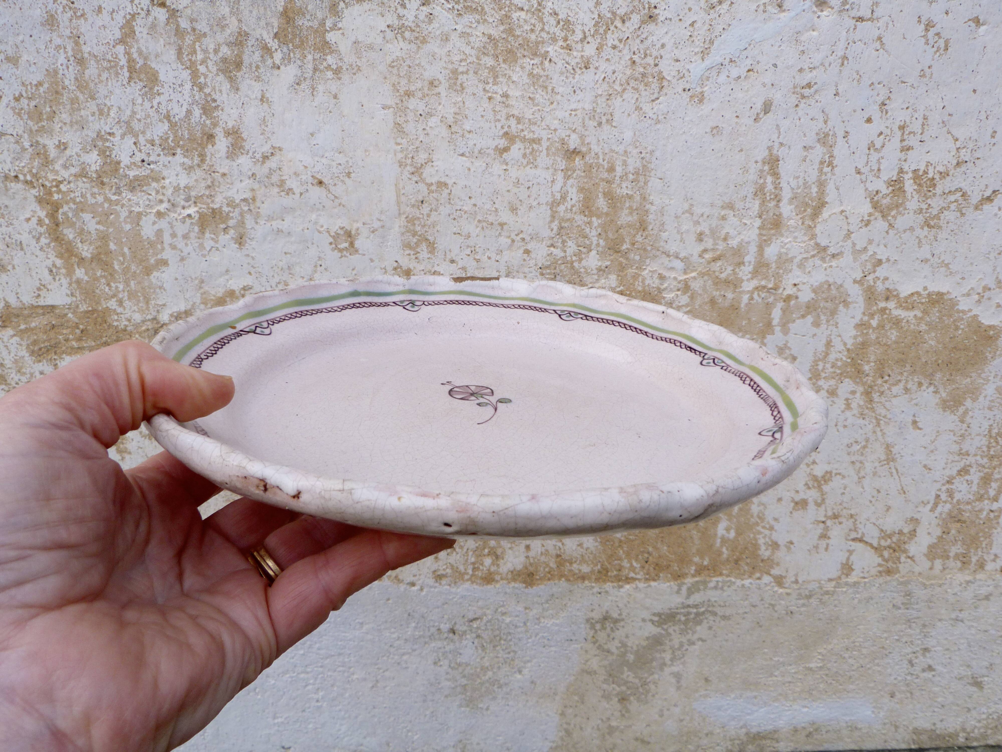 Assiette XVIII siècle faience Bordeaux
