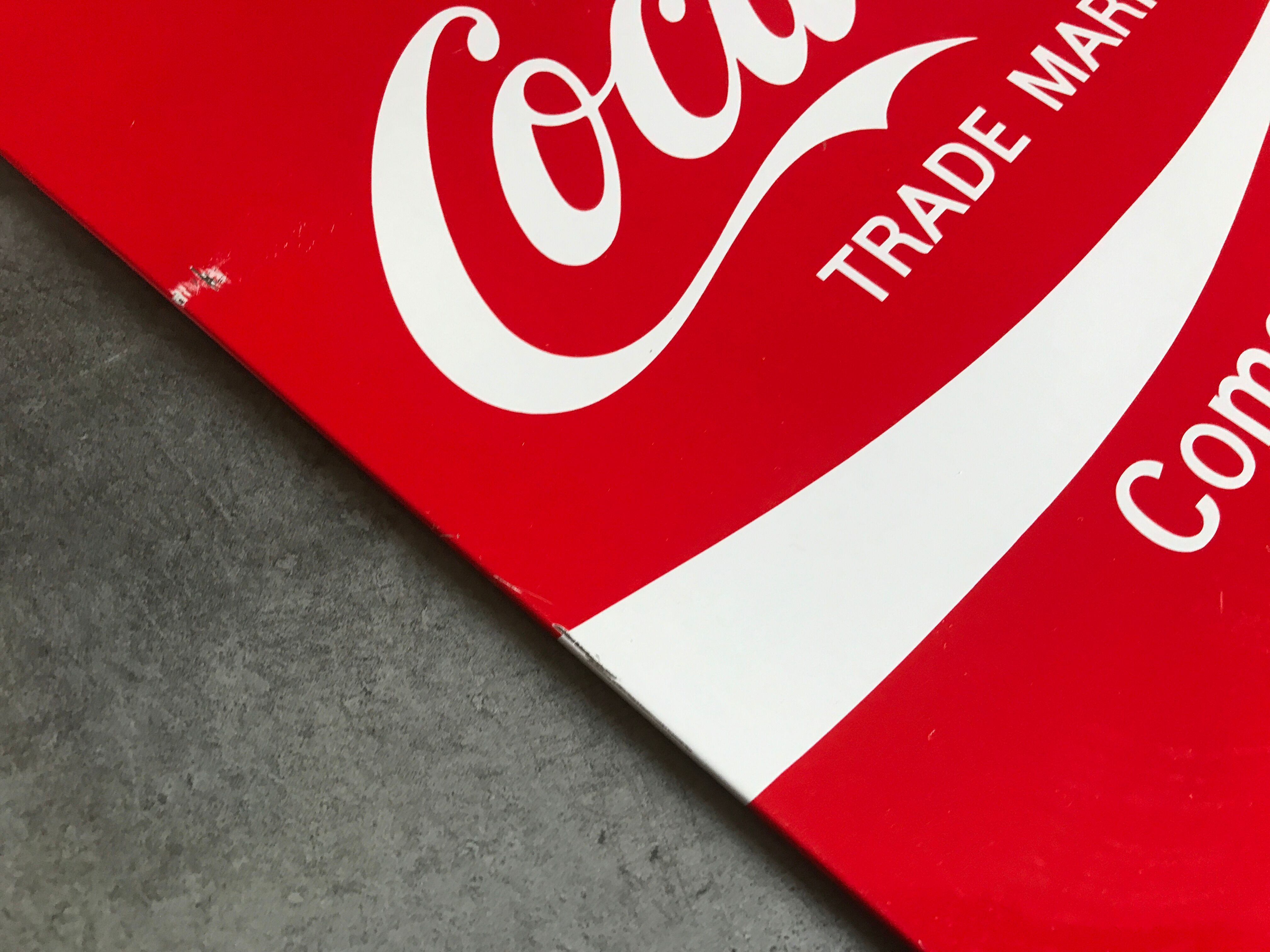 Wall plate metal pub vintage coca-cola drink deco red / white