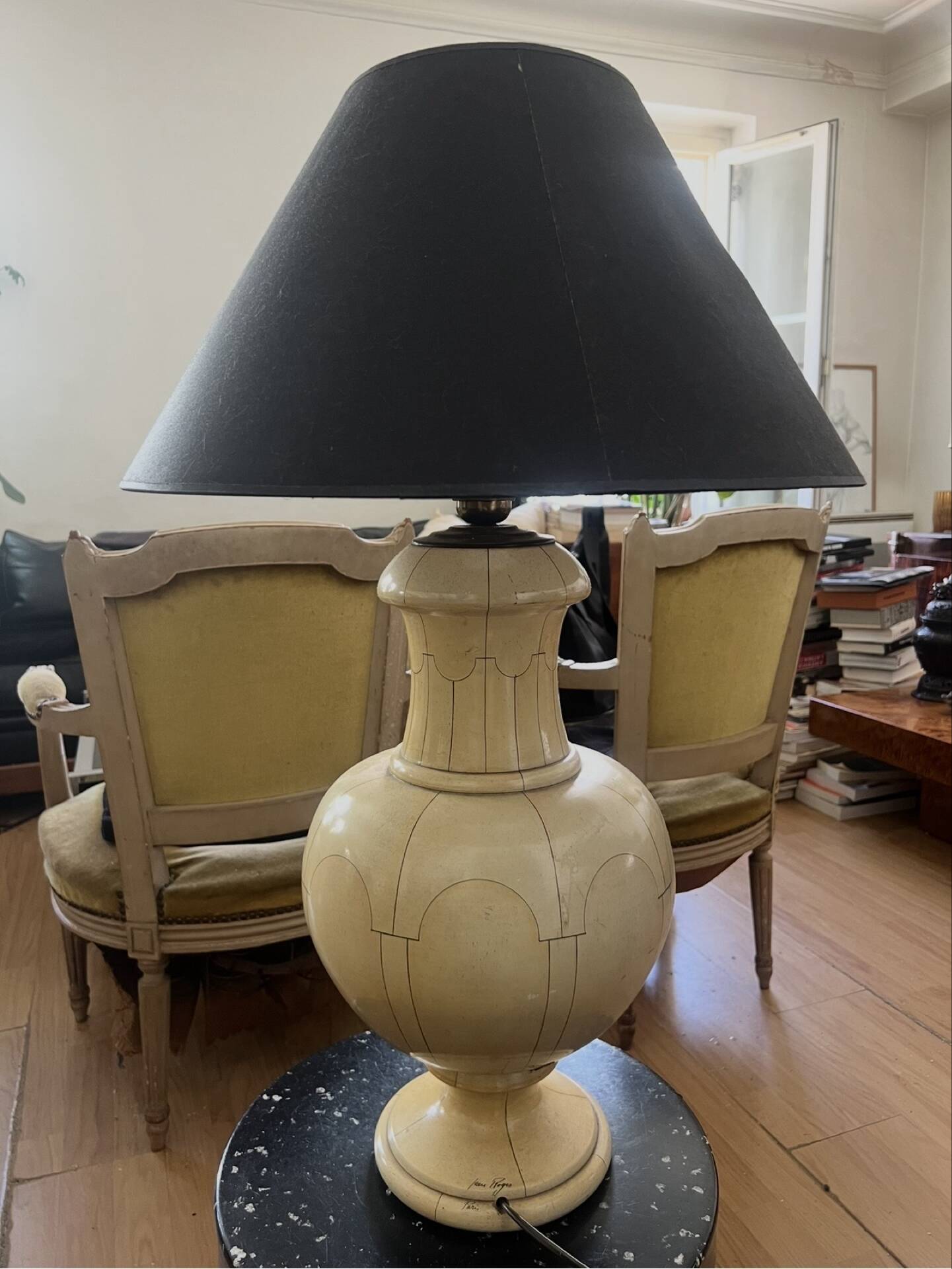 Lamp Jean Roger - Paris 1981 - ivory ceramic - signed