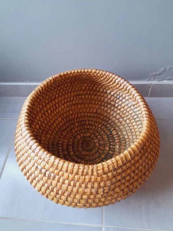 Old straw and bramble cache pot from 1950