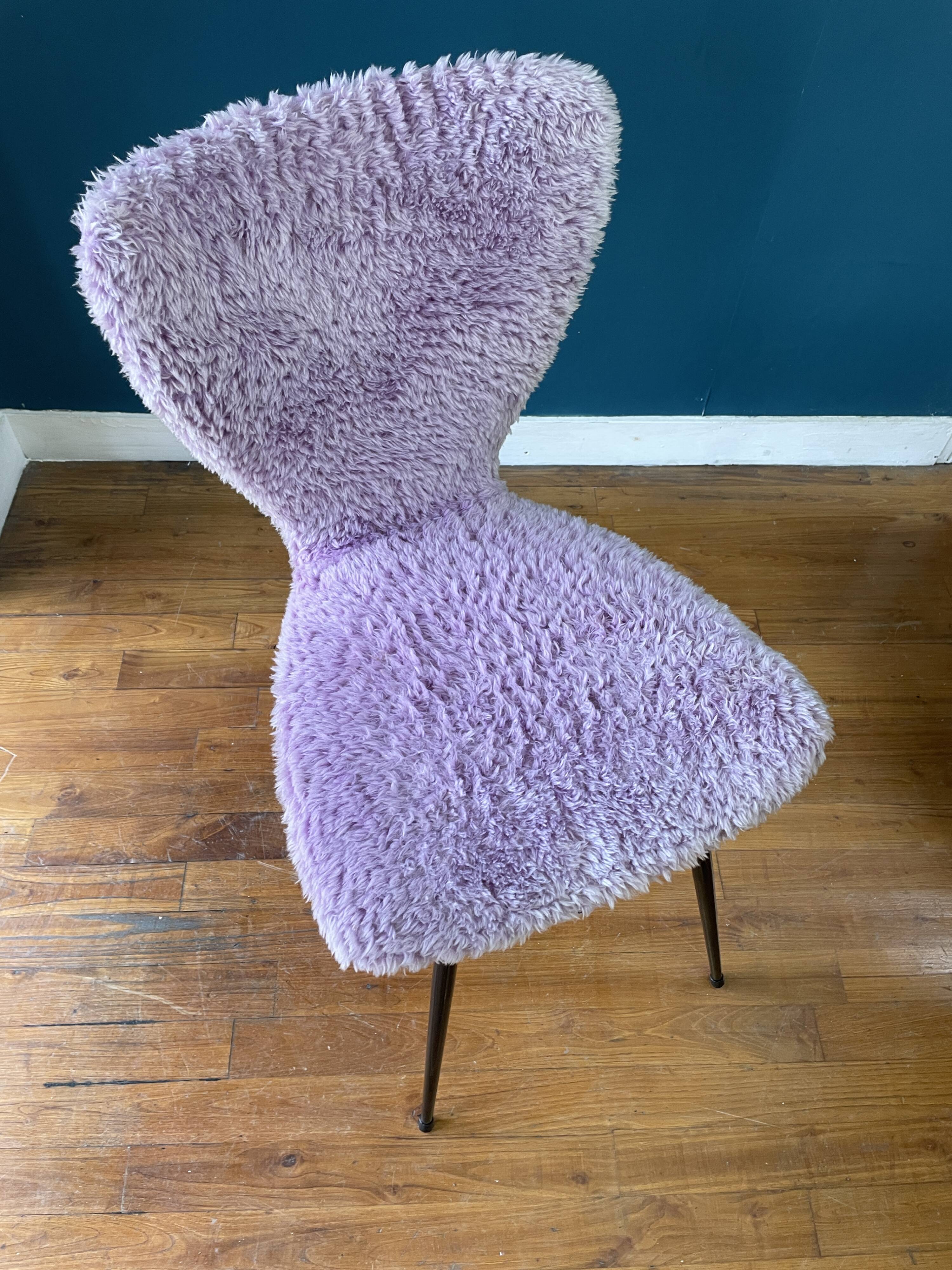 Chaise en moumoute années 50