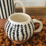 Small terracotta vase with handle, Safi