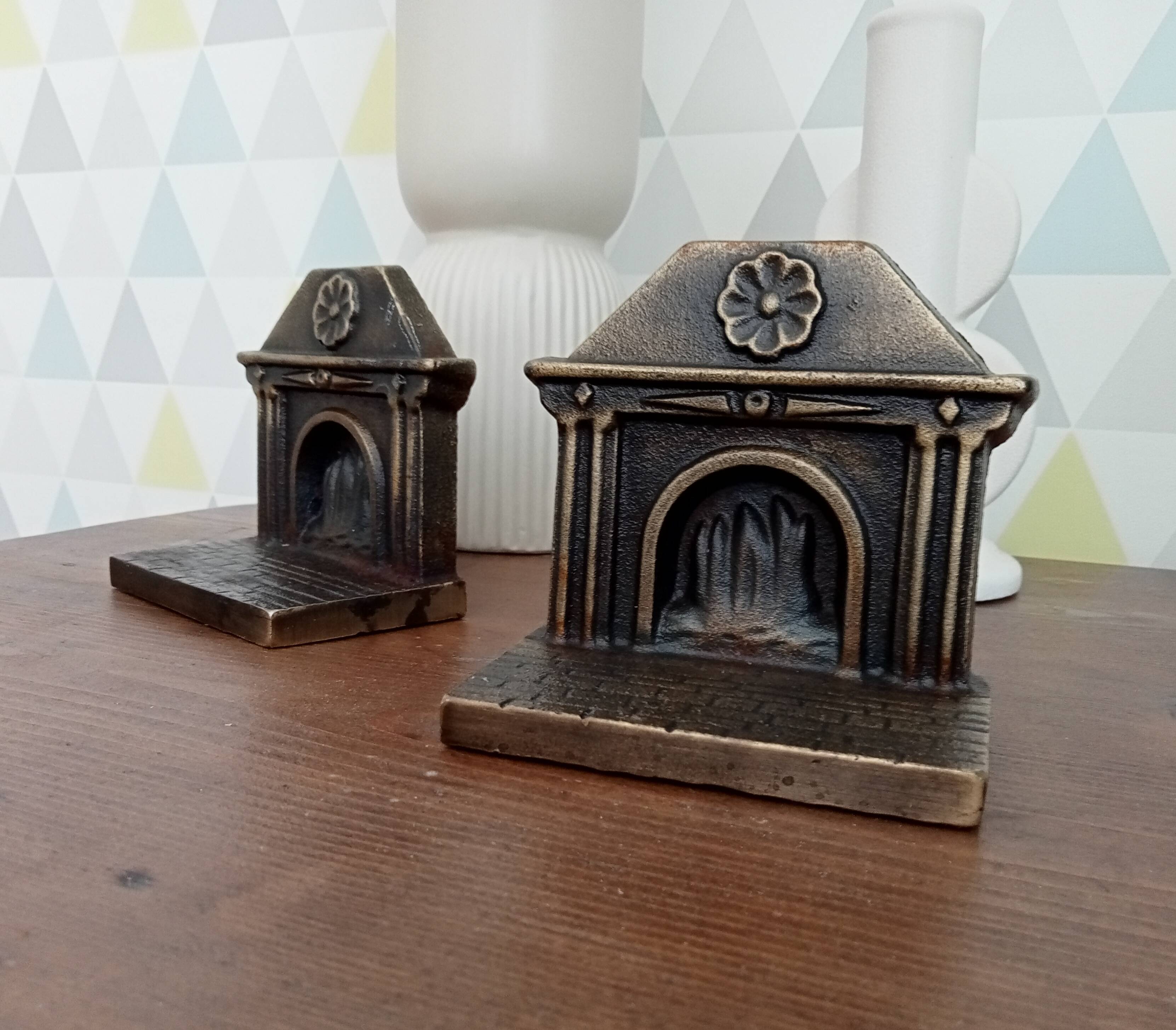 Paire de serres livres en bronze art déco années 1920