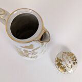 Porcelain coffee pot