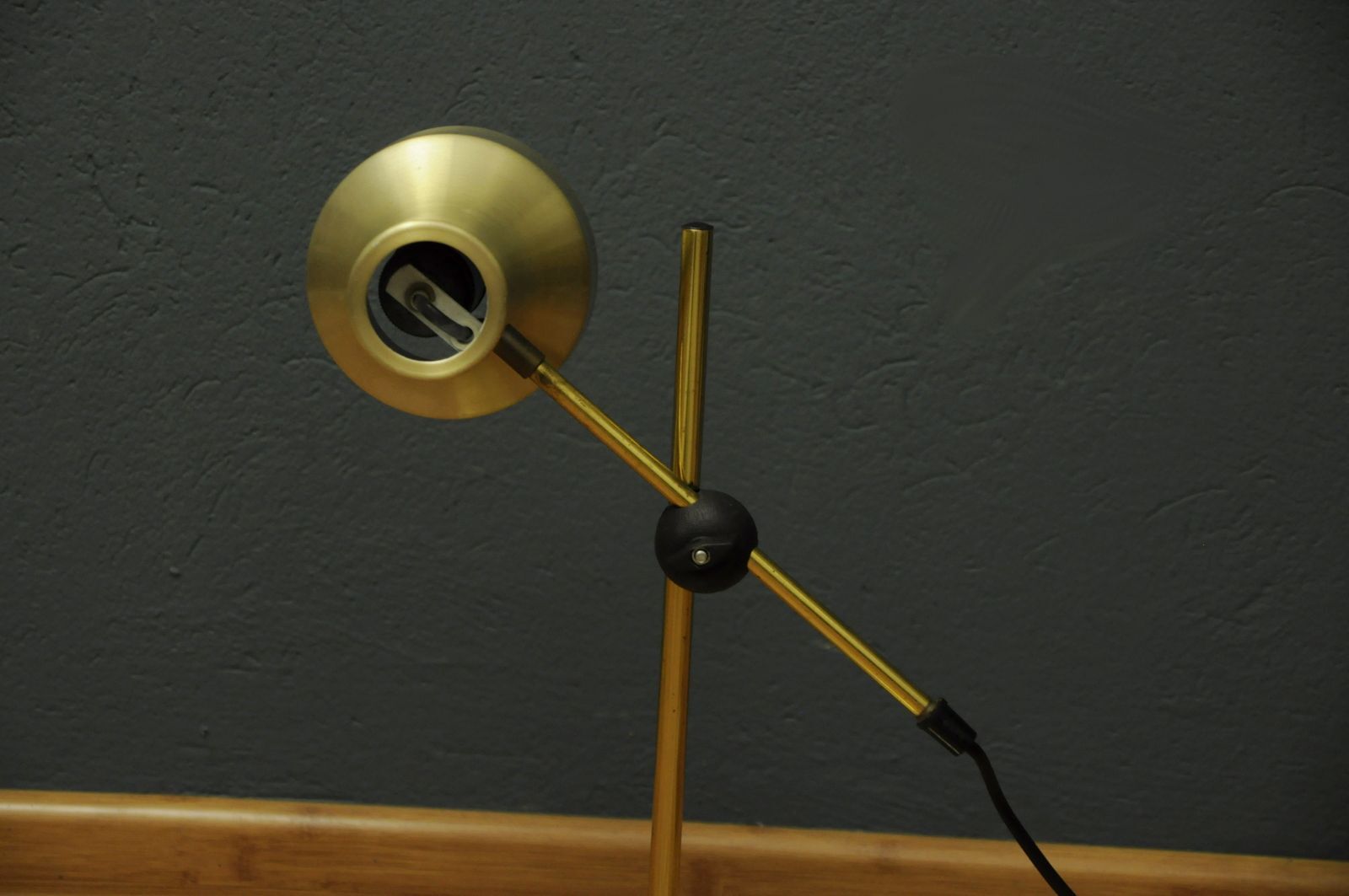 Belid desk lamp