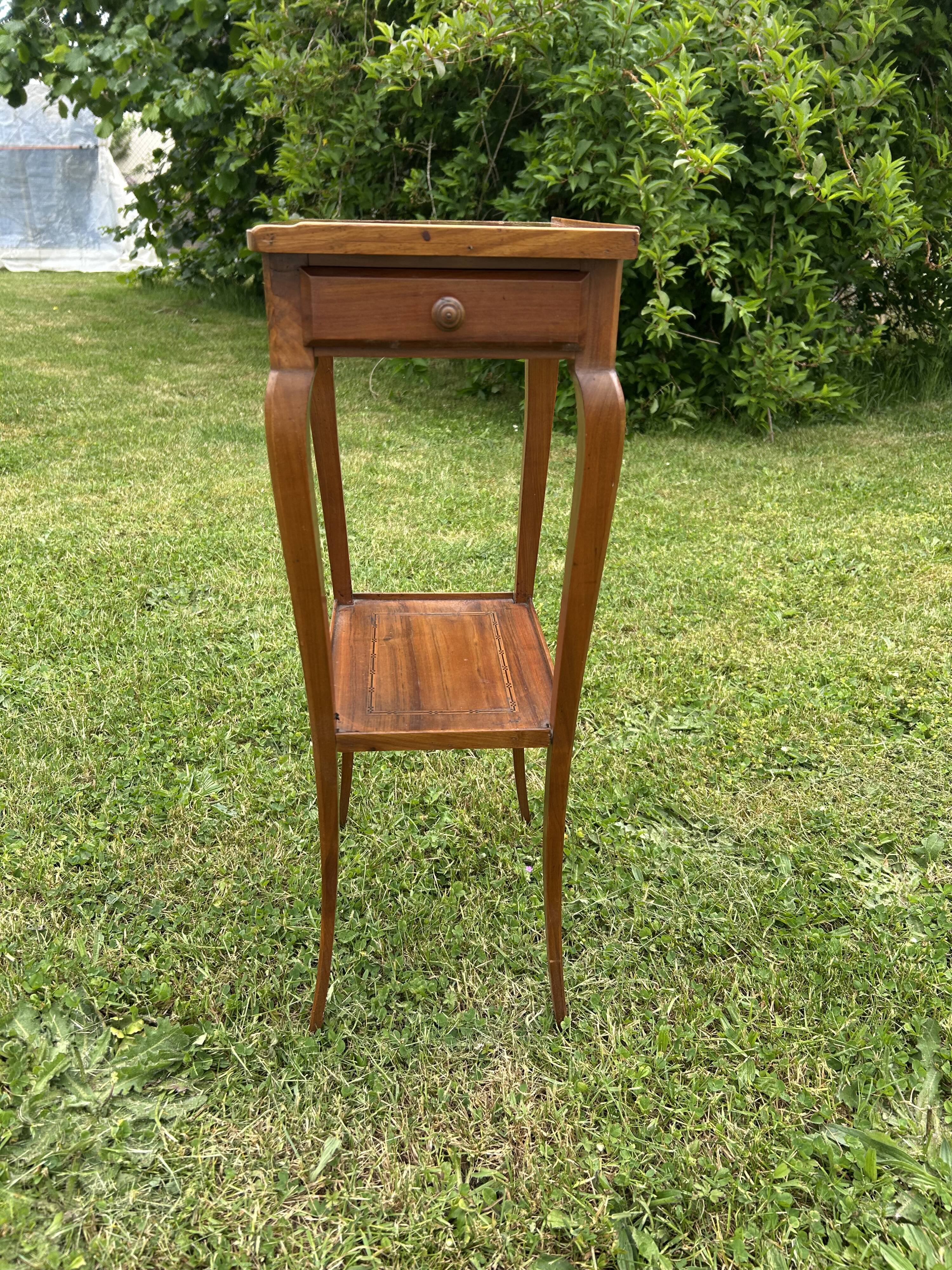 Small sofa end table